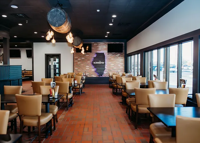 Doubletree By Hilton Bloomington
